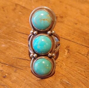 Navajo "RB" (Running Bear) Sterling Silver and turquoise three stone ring Size 6